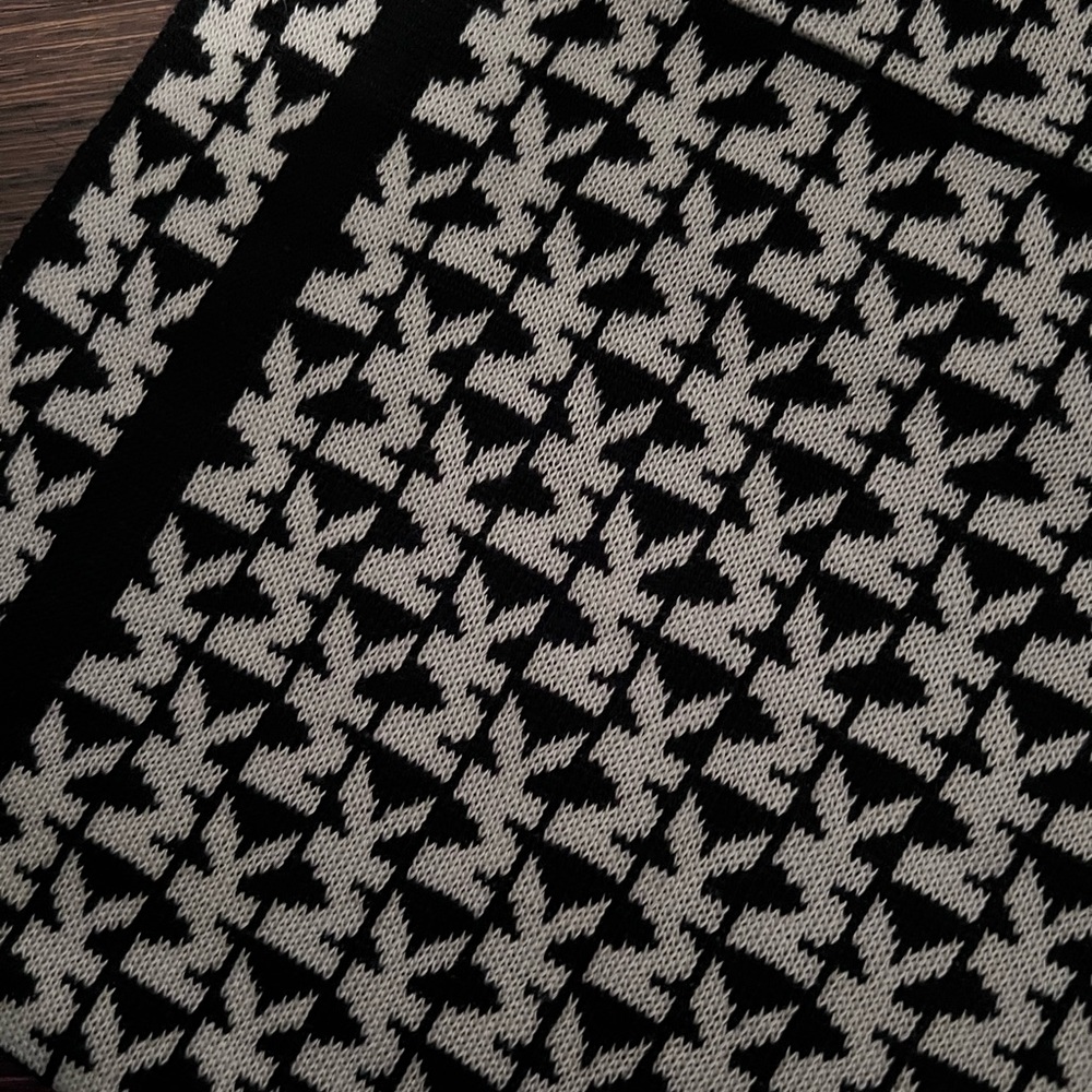 Black and white Michael Kora scarf with MK print - new with tags